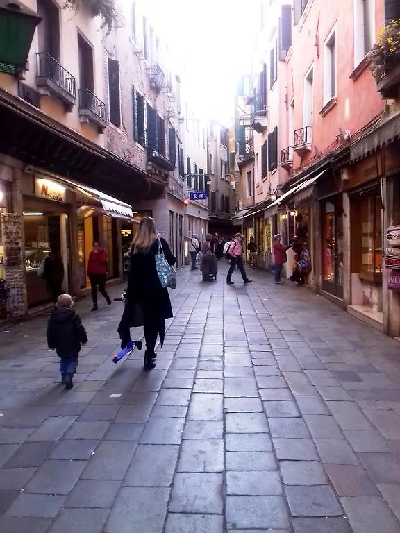 Lejlighed Ca' Delle Maschere Venedig Italien