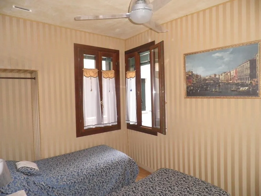Apartament Ca' Delle Maschere Wenecja